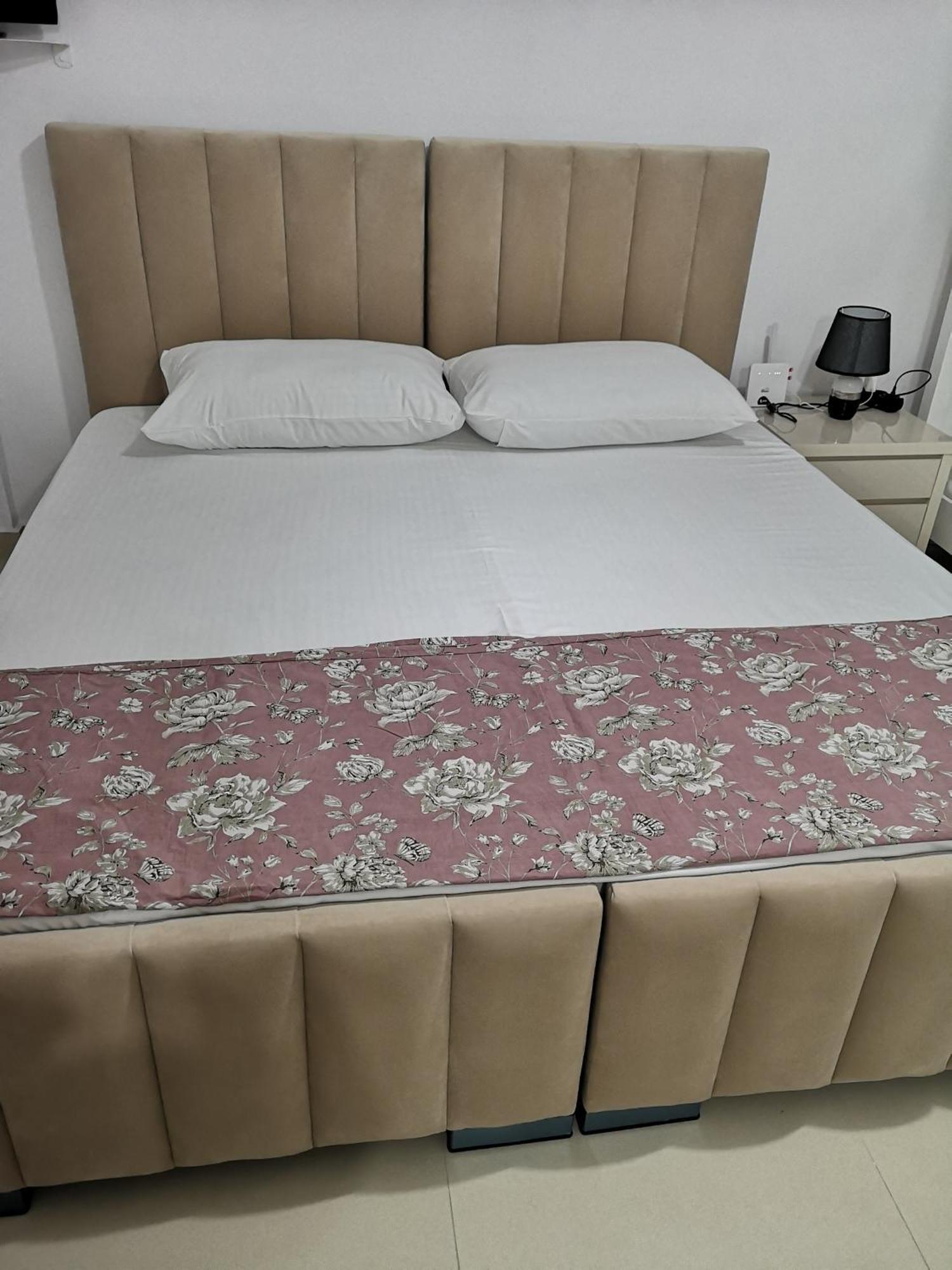 Guest House Emi بيرات المظهر الخارجي الصورة